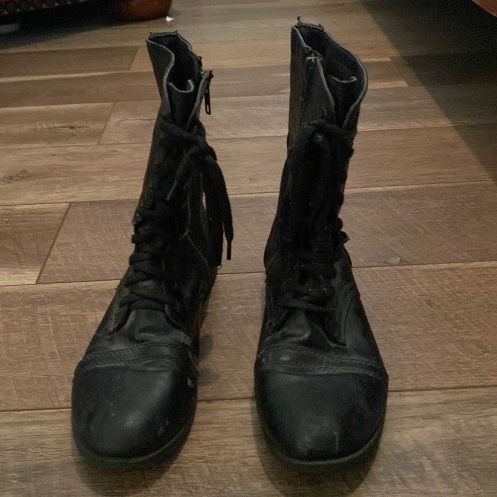 Madden Girl Trixie Zip Up Black Combat Boots Size 8 1/2